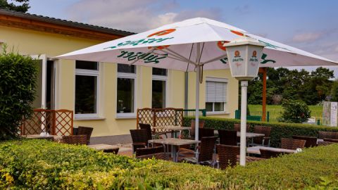 FAzS_RestaurantTerrasse